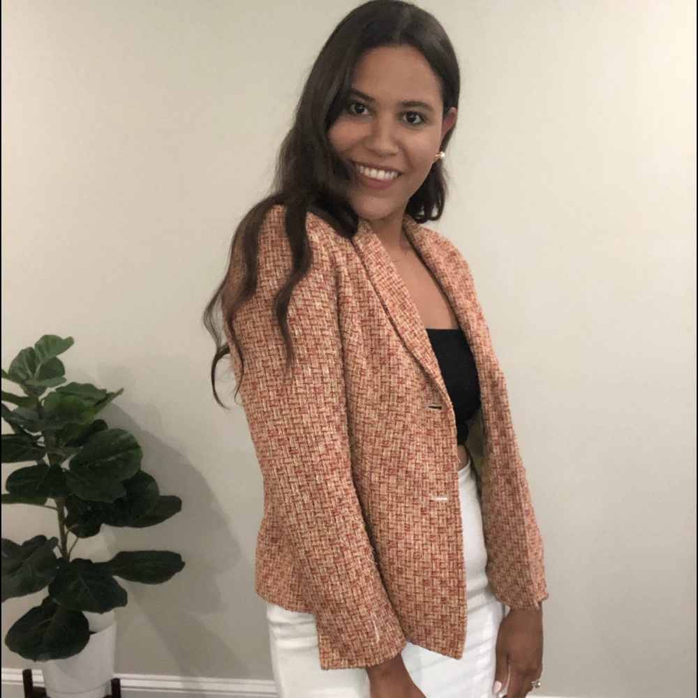 Women’s tweed elegant vintage blazer
